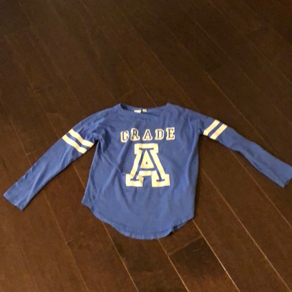 Gap kids log sleeve